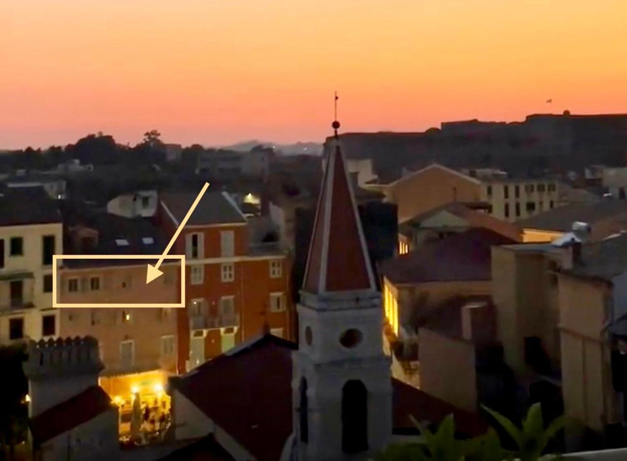 "San Giacomo Square Apt." In The Heart Of Old Town Corfu  Экстерьер фото