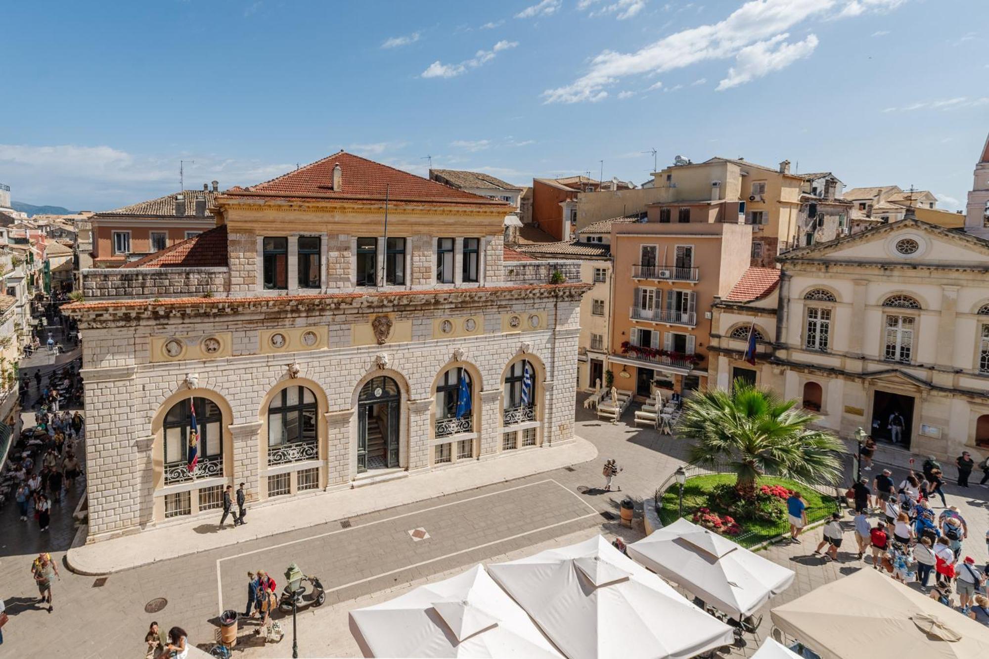 "San Giacomo Square Apt." In The Heart Of Old Town Corfu  Экстерьер фото